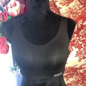Victoria Secrets Angel Max Sports Bra 36C